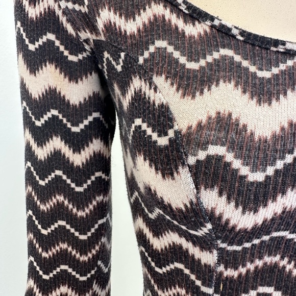 Brown white wavy zebra dress normal wear - Picture 4 of 7